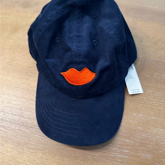 NWT Clare V Cap with Lips Embroidery - Picture 1 of 4